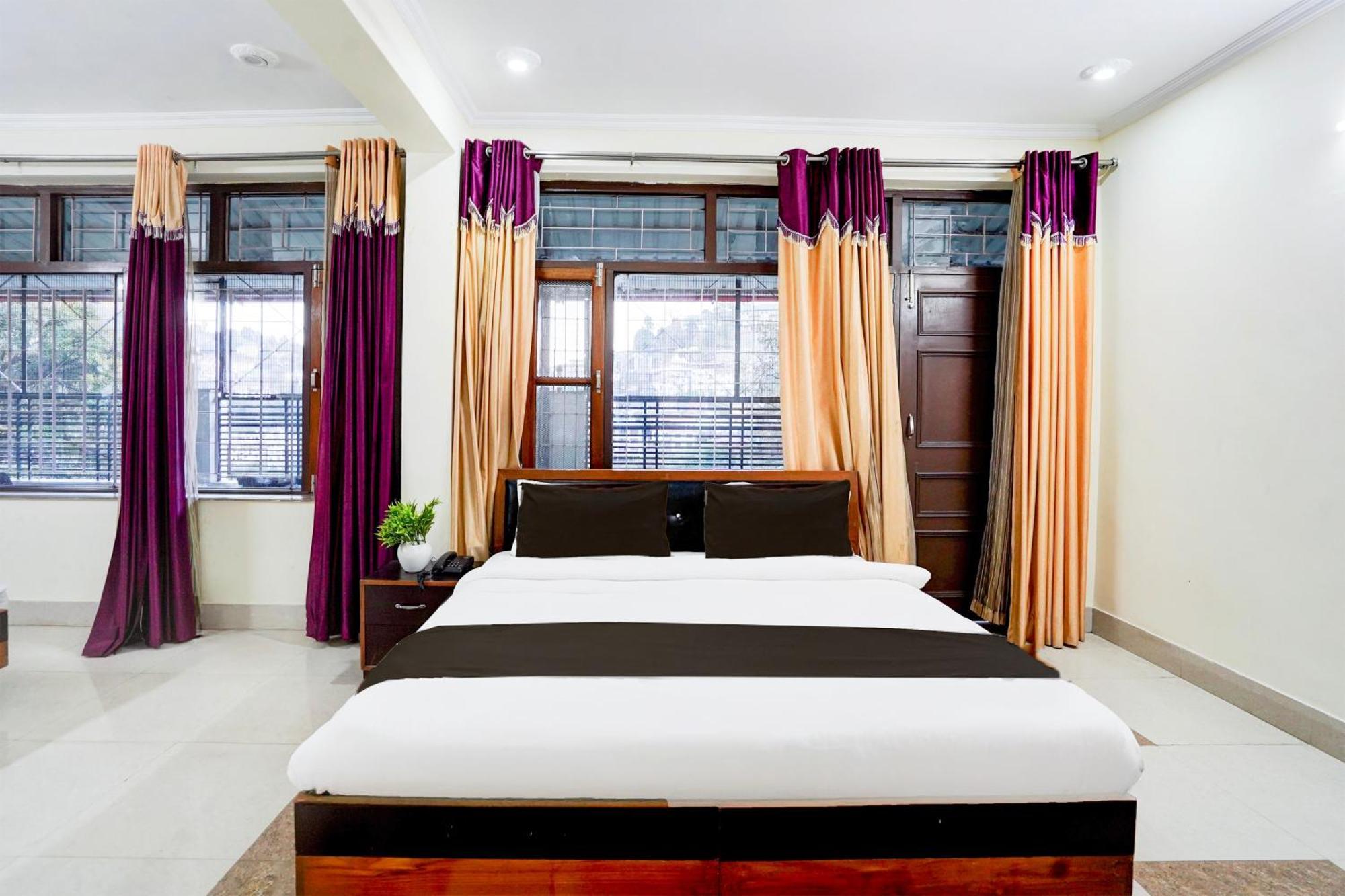 Super Townhouse Mall Road Near Library Chowk Masuri Exterior foto