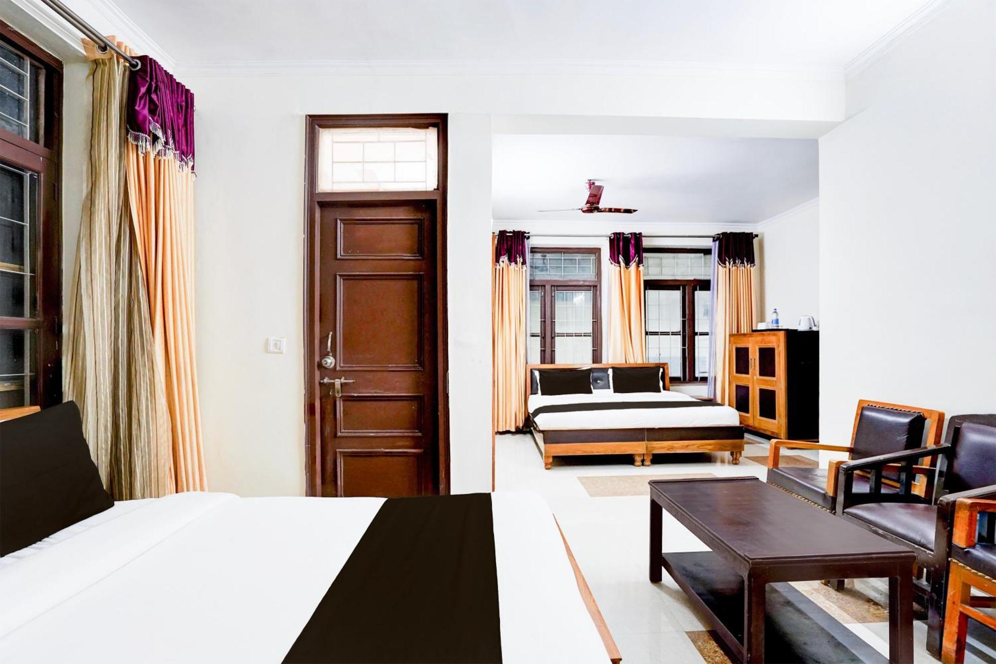 Super Townhouse Mall Road Near Library Chowk Masuri Exterior foto